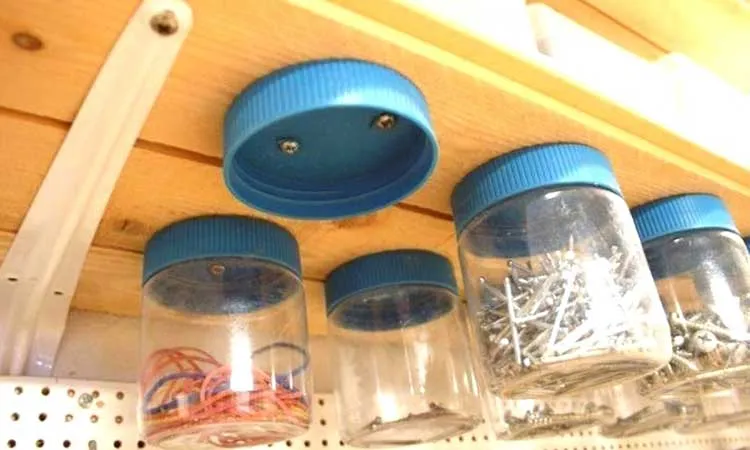 06 Hanging Jar Organizer