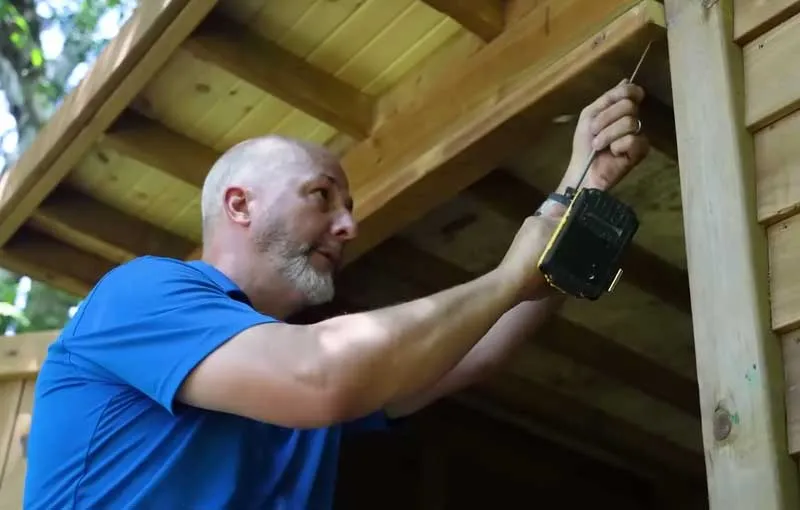 02 Shed Door Installaition